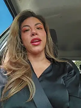 Snapshot of Karen_San_Miguel chatting on December 3, 3:44 pm Karen San Miguel online show from December 3, 3:44 pm