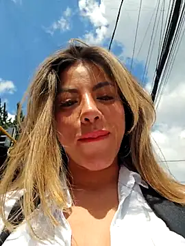 Snapshot of Karen_San_Miguel chatting on November 11, 6:25 pm Karen San Miguel online show from November 11, 6:25 pm