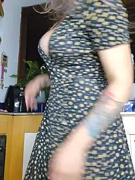 Karen San Miguel online show from March 1, 11:37 pm