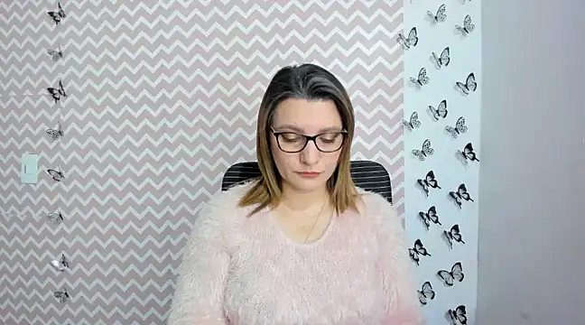 Amie Adams82  online show from January 14, 6:07 pm