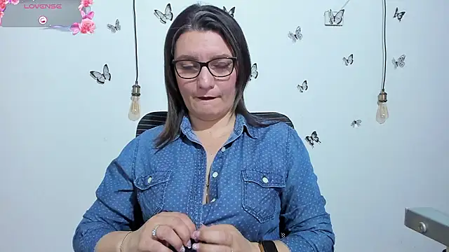 Snapshot of Amie_Adams82_ chatting on January 14, 1:37 pm Amie Adams82 online show from January 14, 1:37 pm