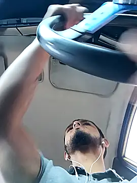 Snapshot of mosmar_20 chatting on February 1, 10:23 pm mosmar 20 online show from February 1, 10:23 pm