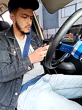 Snapshot of mosmar_20 chatting on December 3, 12:04 pm mosmar 20 online show from December 3, 12:04 pm