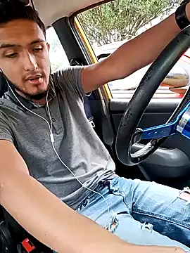 Snapshot of mosmar_20 chatting on February 1, 7:13 pm mosmar 20 online show from February 1, 7:13 pm