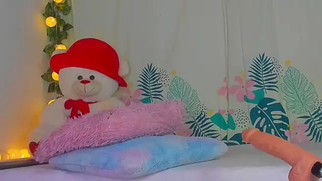 Snapshot of Dear_anne chatting on January 29, 12:35 pm Dear anne online show from January 29, 12:35 pm