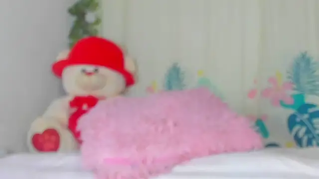 Snapshot of Dear_anne chatting on January 18, 6:34 am Dear anne online show from January 18, 6:34 am