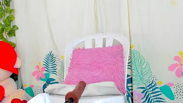 Snapshot of Dear_anne chatting on September 27, 2:34 pm Dear anne online show from September 27, 2:34 pm