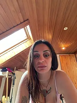 JeSuisUnTapin online show from May 13, 10:33 am