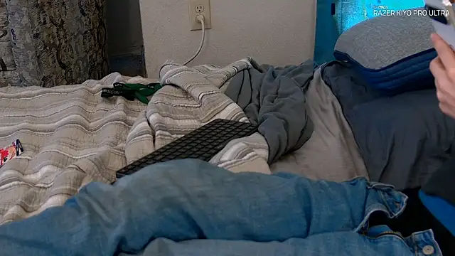 Dilldough405 online show from March 15, 9:22 pm