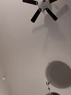 Dilldough405 online show from April 17, 8:55 pm