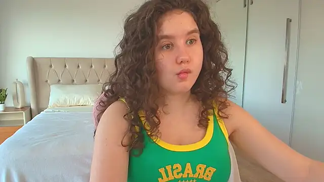 Ariella Sol online show from February 24, 7:15 pm