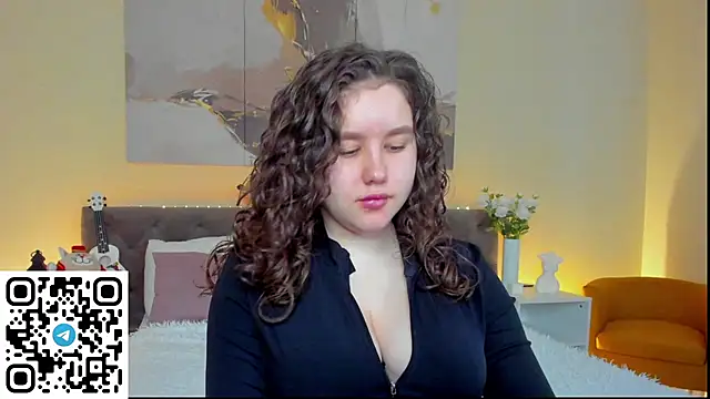 Snapshot of Ariella_Sol chatting on March 13, 1:10 am Ariella Sol online show from March 13, 1:10 am