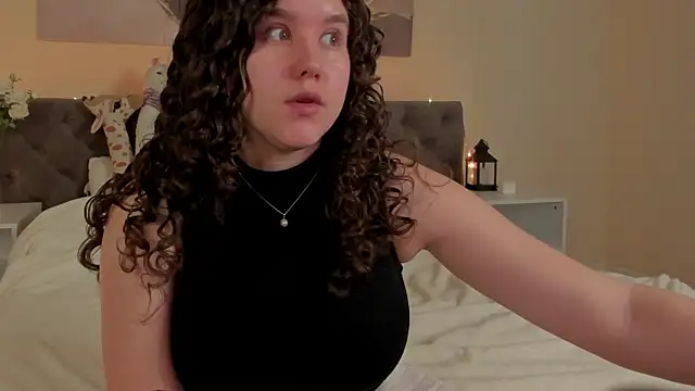 Snapshot of Ariella_Sol chatting on July 3, 1:01 am Ariella Sol online show from July 3, 1:01 am