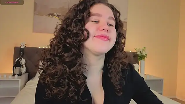 Ariella Sol online show from November 14, 1:09 am