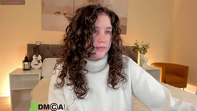 Snapshot of Ariella_Sol chatting on October 7, 1:06 am Ariella Sol online show from October 7, 1:06 am