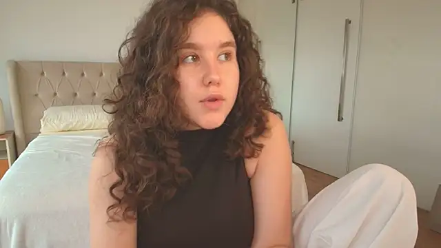 Ariella Sol online show from February 27, 7:14 pm