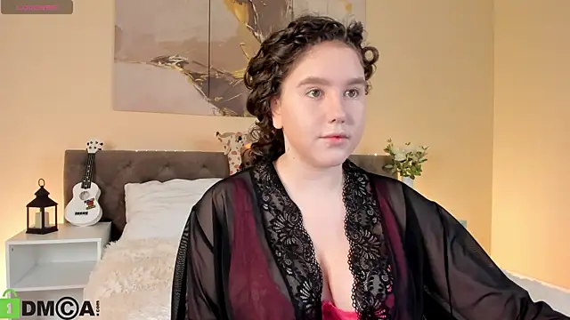 Snapshot of Ariella_Sol chatting on October 18, 1:07 am Ariella Sol online show from October 18, 1:07 am