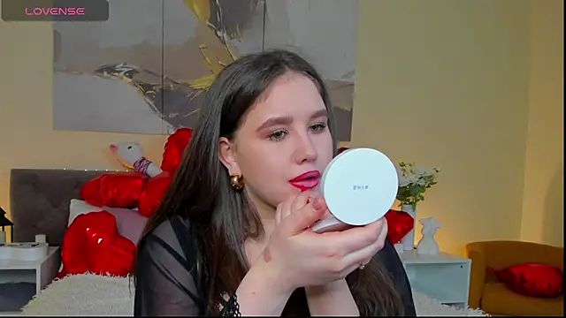 Snapshot of Ariella_Sol chatting on February 20, 1:14 am Ariella Sol online show from February 20, 1:14 am