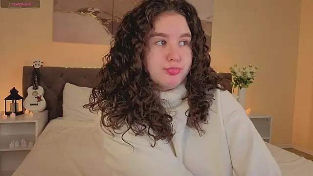 Ariella Sol online show from November 7, 1:10 am