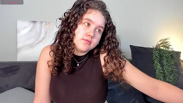 Ariella Sol online show from April 24, 1:07 am