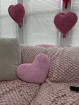 LoveShae  online show from February 28, 4:39 pm