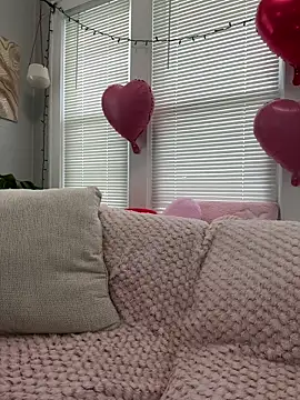 LoveShae  online show from March 8, 3:48 pm