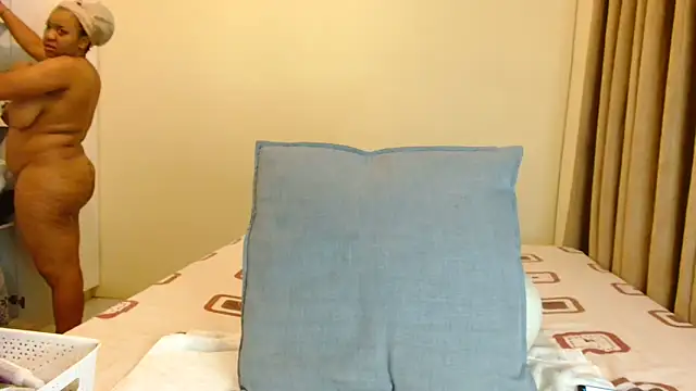 ALEXABOUJEE95 online show from March 10, 3:45 am