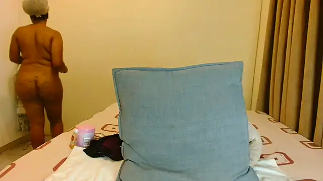 ALEXABOUJEE95 online show from March 11, 4:19 am