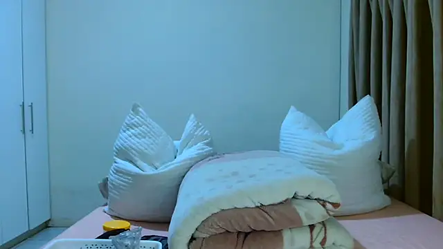 ALEXABOUJEE95 online show from February 21, 3:52 am