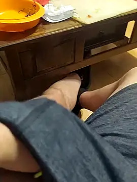 Snapshot of Alecarbonero1891 chatting on March 9, 5:11 am Alecarbonero1891 online show from March 9, 5:11 am