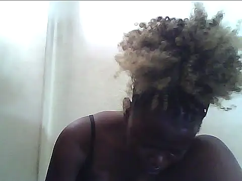 Snapshot of Sexyhotgal22 chatting on May 3, 7:13 am Sexyhotgal22 online show from May 3, 7:13 am