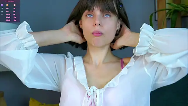 RexanneHatt online show from October 6, 1:18 am