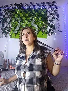 any mour online show from April 8, 5:03 pm