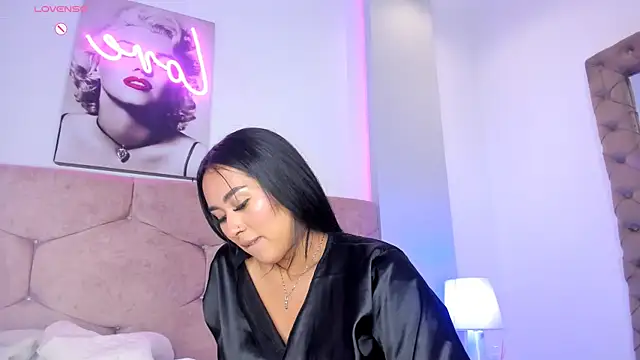 Snapshot of Cameliaa_Smiith chatting on February 14, 10:59 am Cameliaa Smiith online show from February 14, 10:59 am