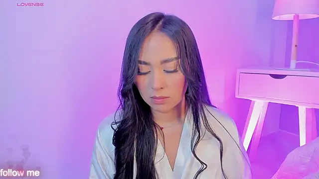 Snapshot of Cameliaa_Smiith chatting on November 22, 3:49 am Cameliaa Smiith online show from November 22, 3:49 am