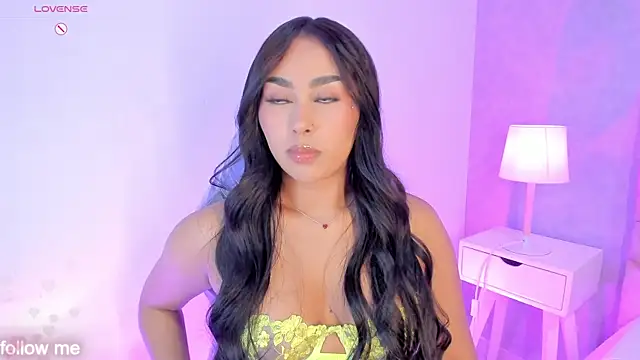 Cameliaa Smiith online show from April 18, 4:48 am