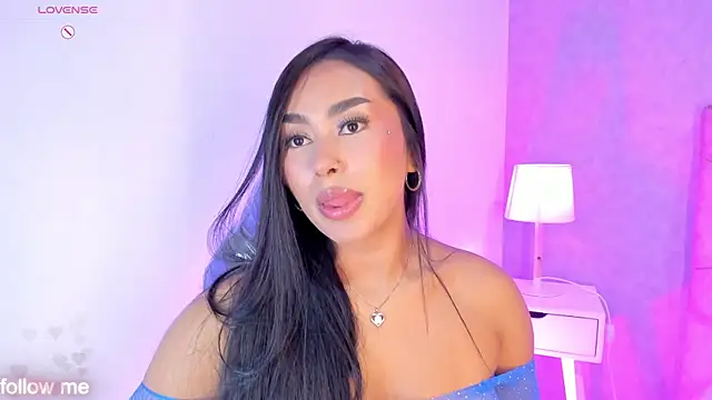 Cameliaa Smiith online show from April 11, 7:45 am