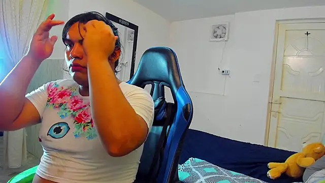 Snapshot of Margoth_Montilla chatting on October 22, 4:12 am Margoth Montilla online show from October 22, 4:12 am