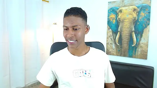 maiki18  online show from November 11, 8:58 pm