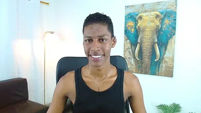 maiki18  online show from October 24, 8:41 pm