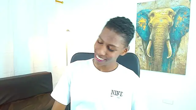 maiki18  online show from November 21, 8:52 pm