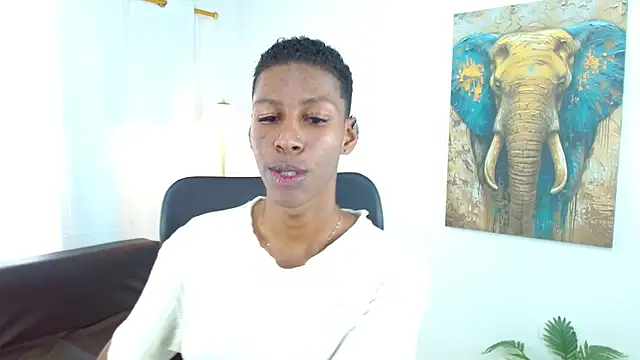 maiki18  online show from December 15, 8:47 pm