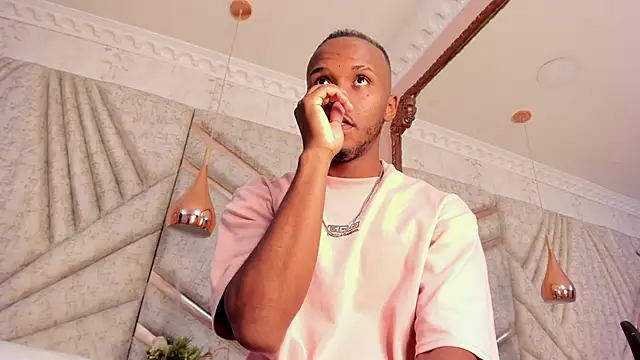 Snapshot of JamesParck chatting on March 15, 6:32 pm JamesParck online show from March 15, 6:32 pm