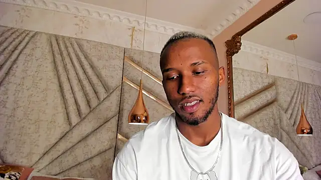 Snapshot of JamesParck chatting on March 5, 3:51 pm JamesParck online show from March 5, 3:51 pm