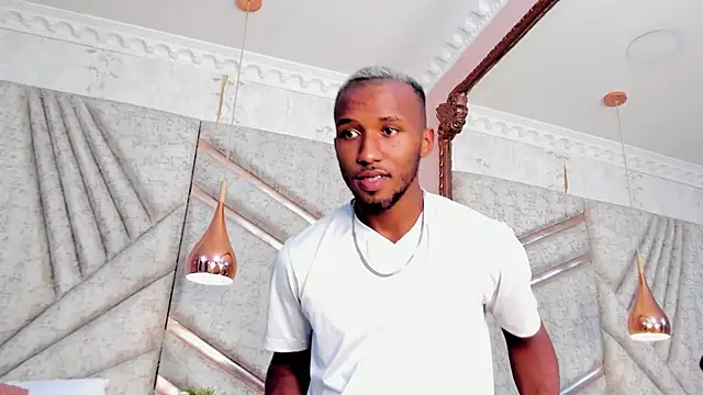 Snapshot of JamesParck chatting on February 27, 6:20 pm JamesParck online show from February 27, 6:20 pm