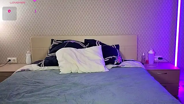 excited-kristi online show from February 17, 1:41 pm