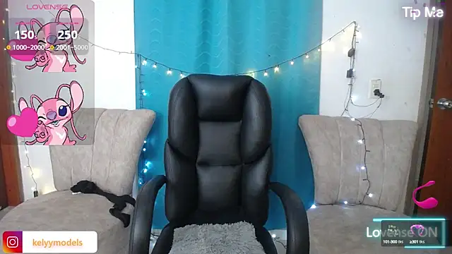 Snapshot of keelly_richaardson1 chatting on October 5, 2:13 am keelly richaardson1 online show from October 5, 2:13 am