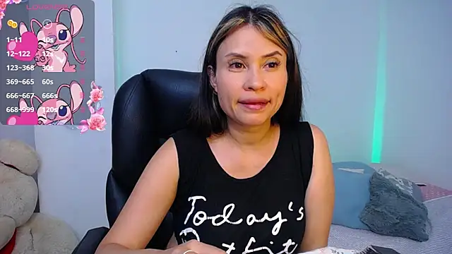 Snapshot of keelly_richaardson1 chatting on March 12, 10:50 pm keelly richaardson1 online show from March 12, 10:50 pm