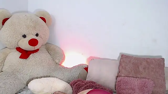 keelly richaardson1 online show from March 3, 10:06 pm