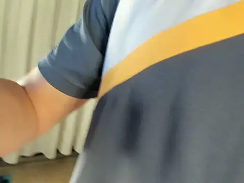 uglycoyote18 online show from April 23, 5:25 am